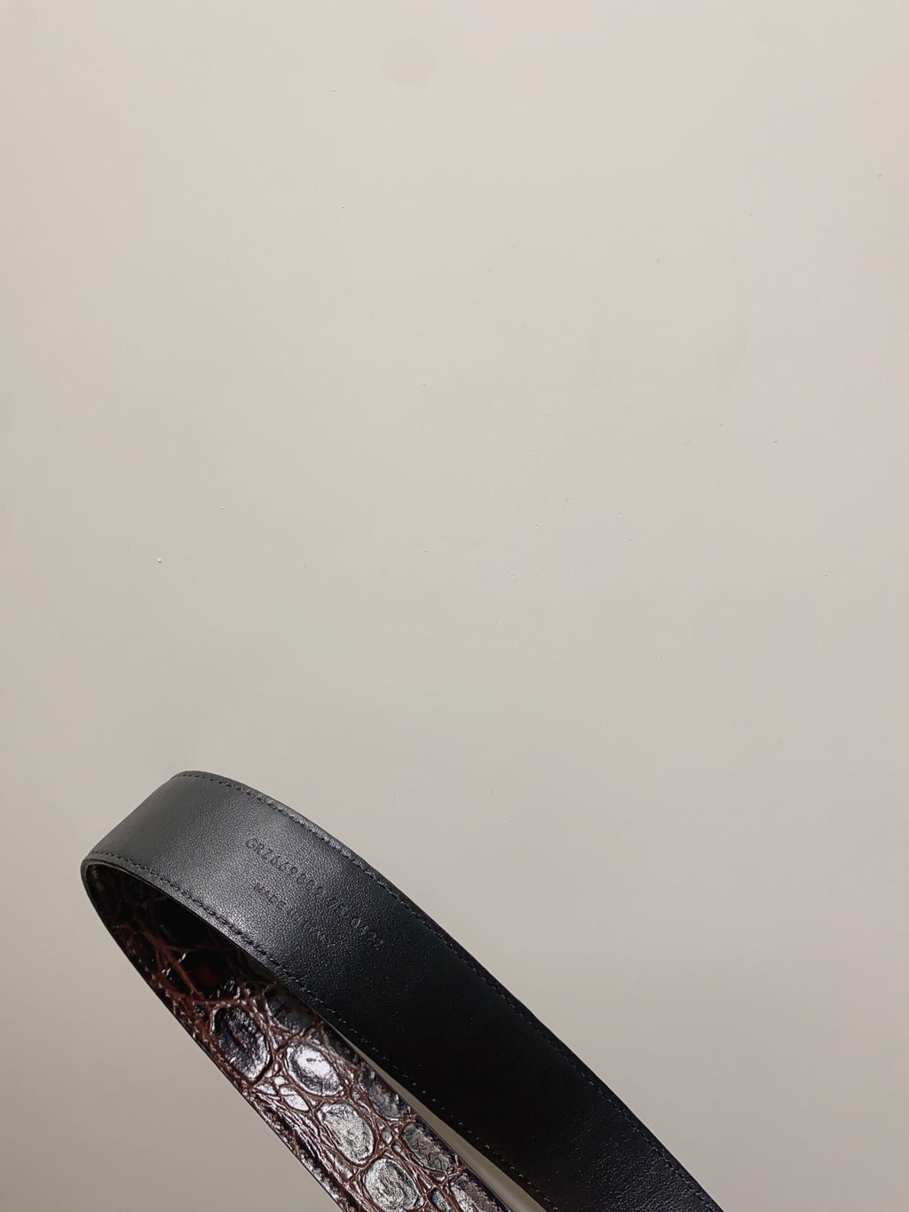YSL 25S BELT 30 MM IN DARK BROWN EMBOSSED CALFSKIN 520631