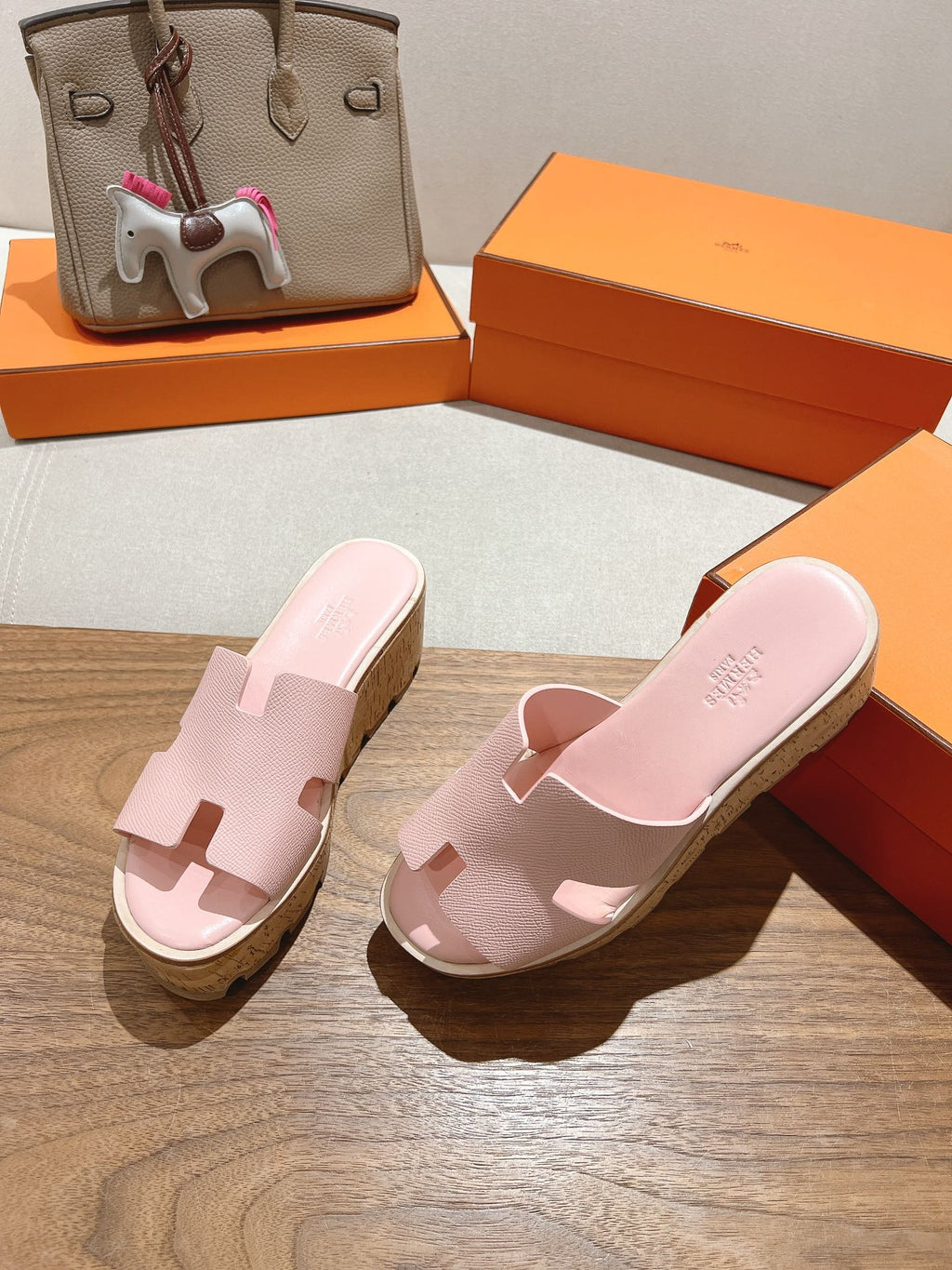HM 25S HIGH WEDGE SANDALS IN PASTEL PINK LAMBSKIN STYLE 29