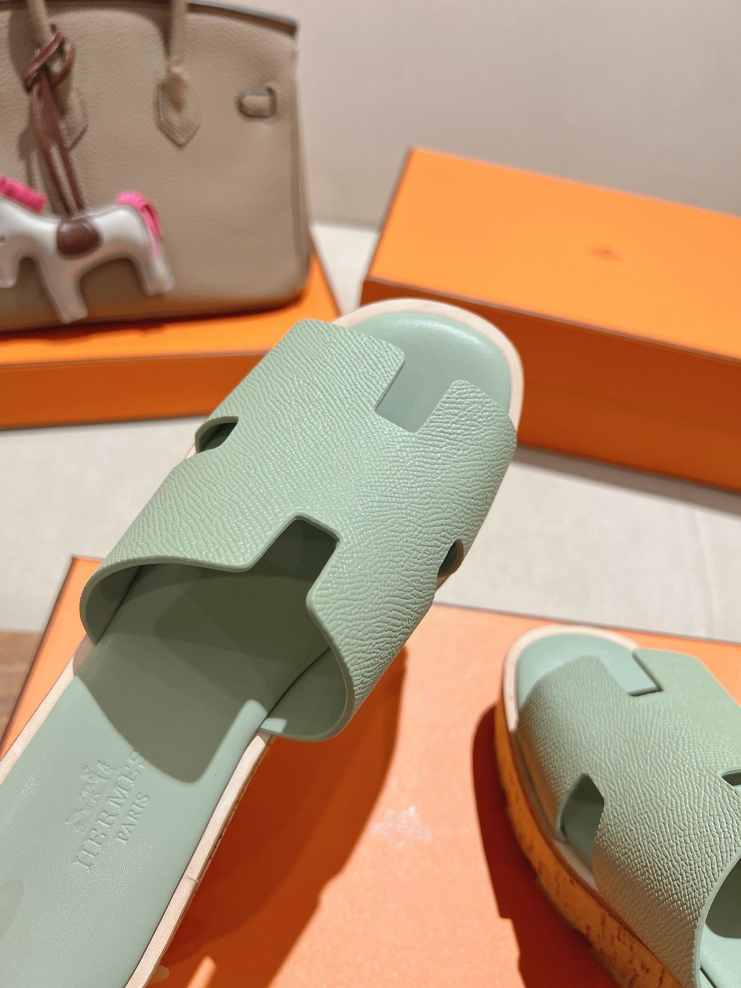 HM 25S HIGH WEDGE SANDALS IN SOFT MINT GREEN LAMBSKIN STYLE 28