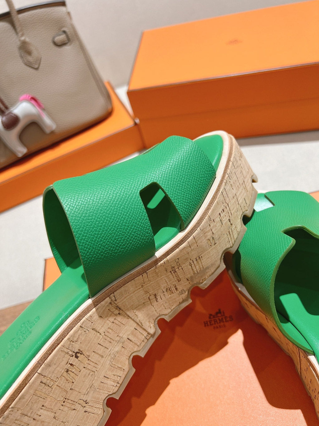 HM 25S HIGH WEDGE SANDALS IN GREEN LAMBSKIN STYLE 25