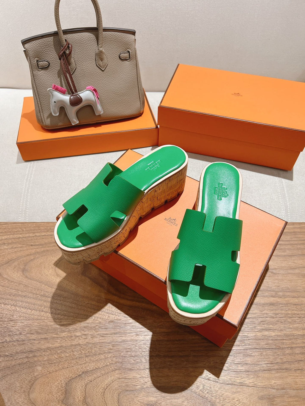 HM 25S HIGH WEDGE SANDALS IN GREEN LAMBSKIN STYLE 25