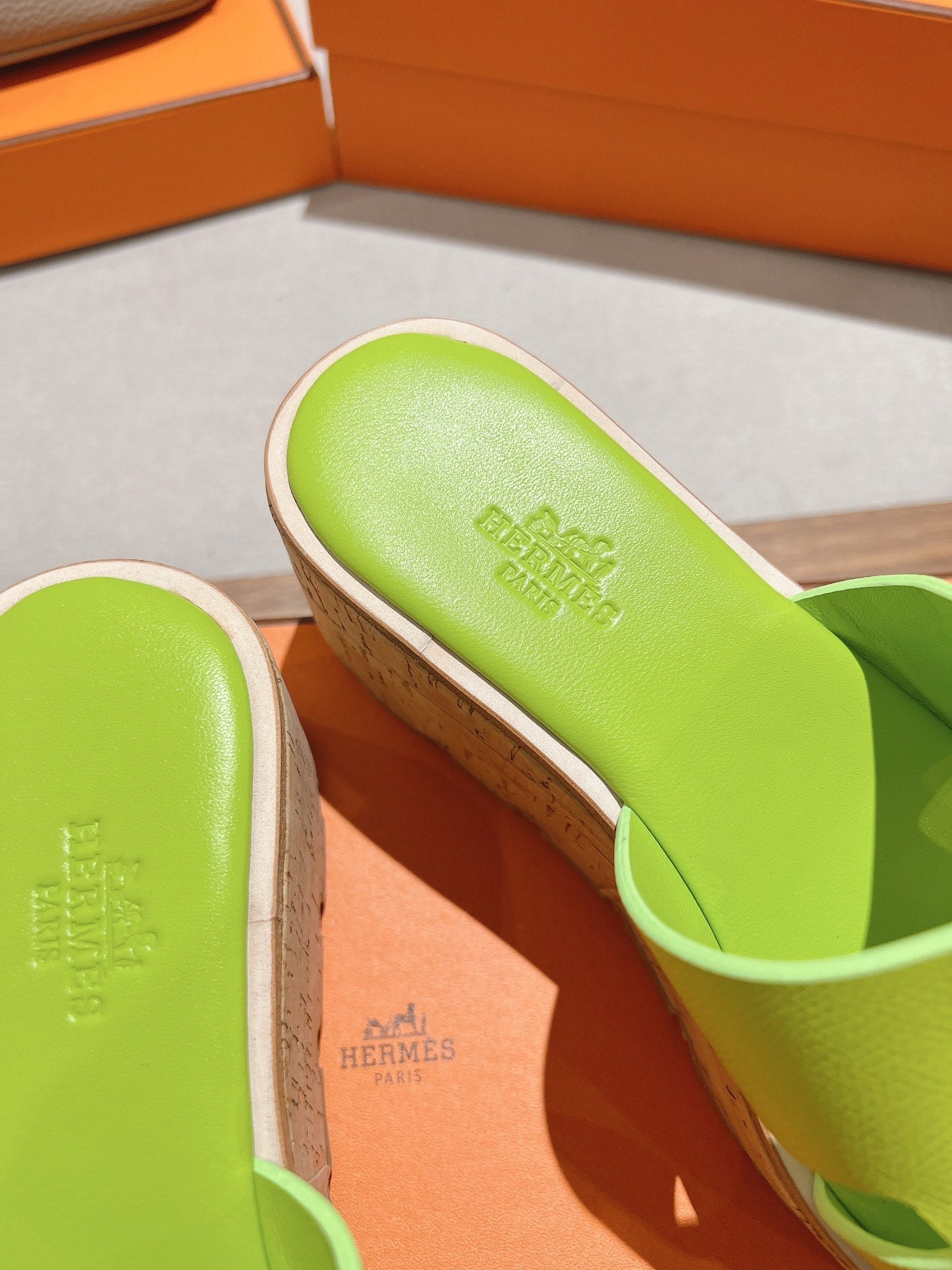 HM 25S HIGH WEDGE SANDALS IN SPRING GREEN LAMBSKIN STYLE 22