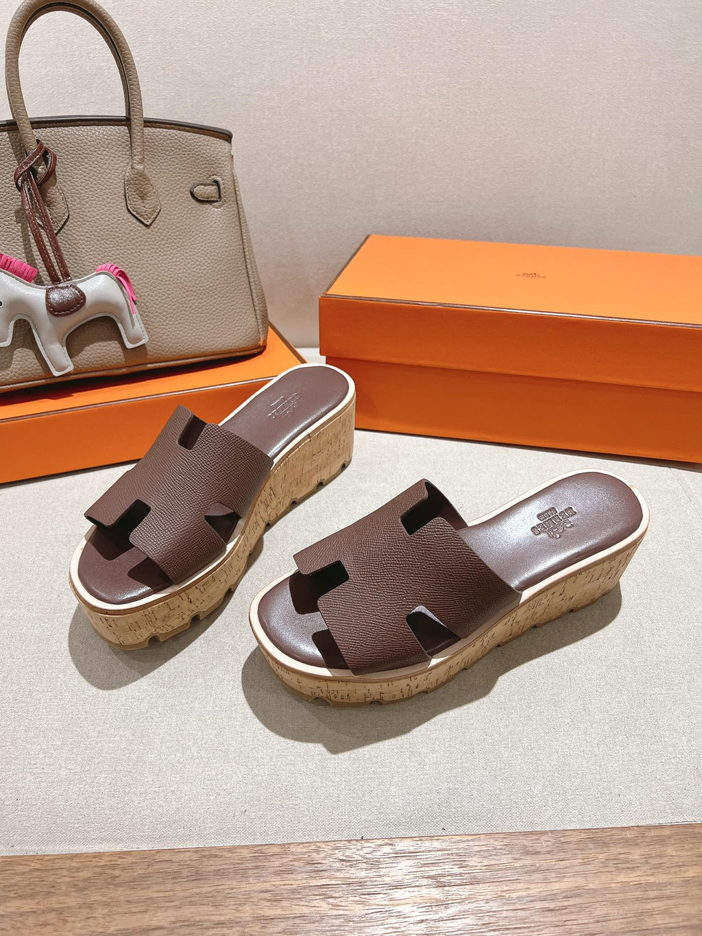 HM 25S HIGH WEDGE SANDALS IN DUSTY ROSE BROWN LAMBSKIN STYLE 19
