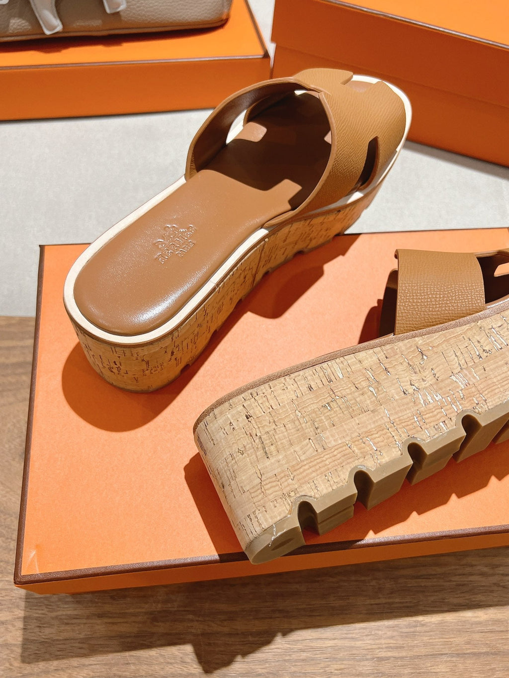 HM 25S HIGH WEDGE SANDALS IN BROWN LAMBSKIN STYLE 6