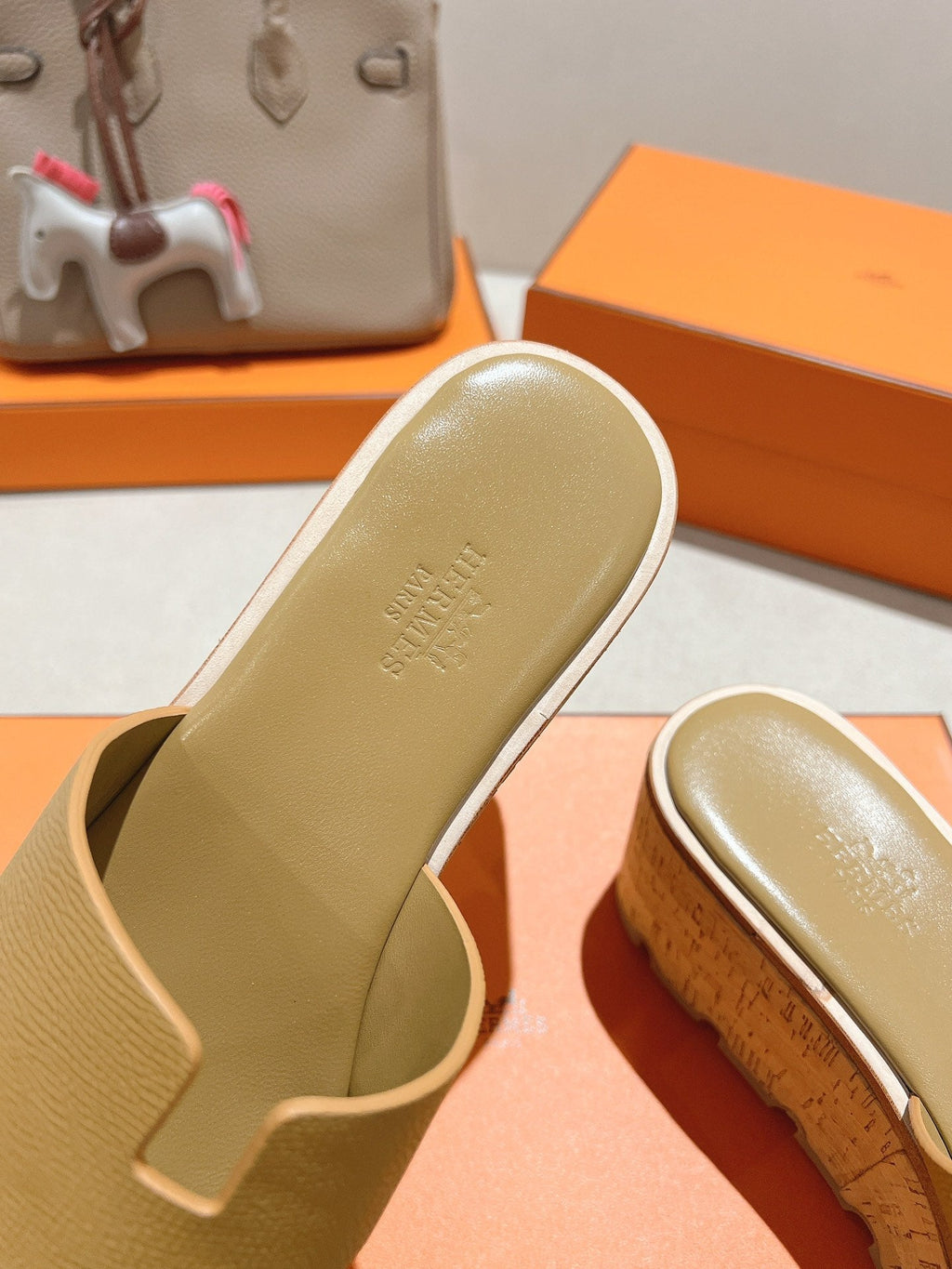 HM 25S HIGH WEDGE SANDALS IN LIGHT BROWN LAMBSKIN STYLE 2