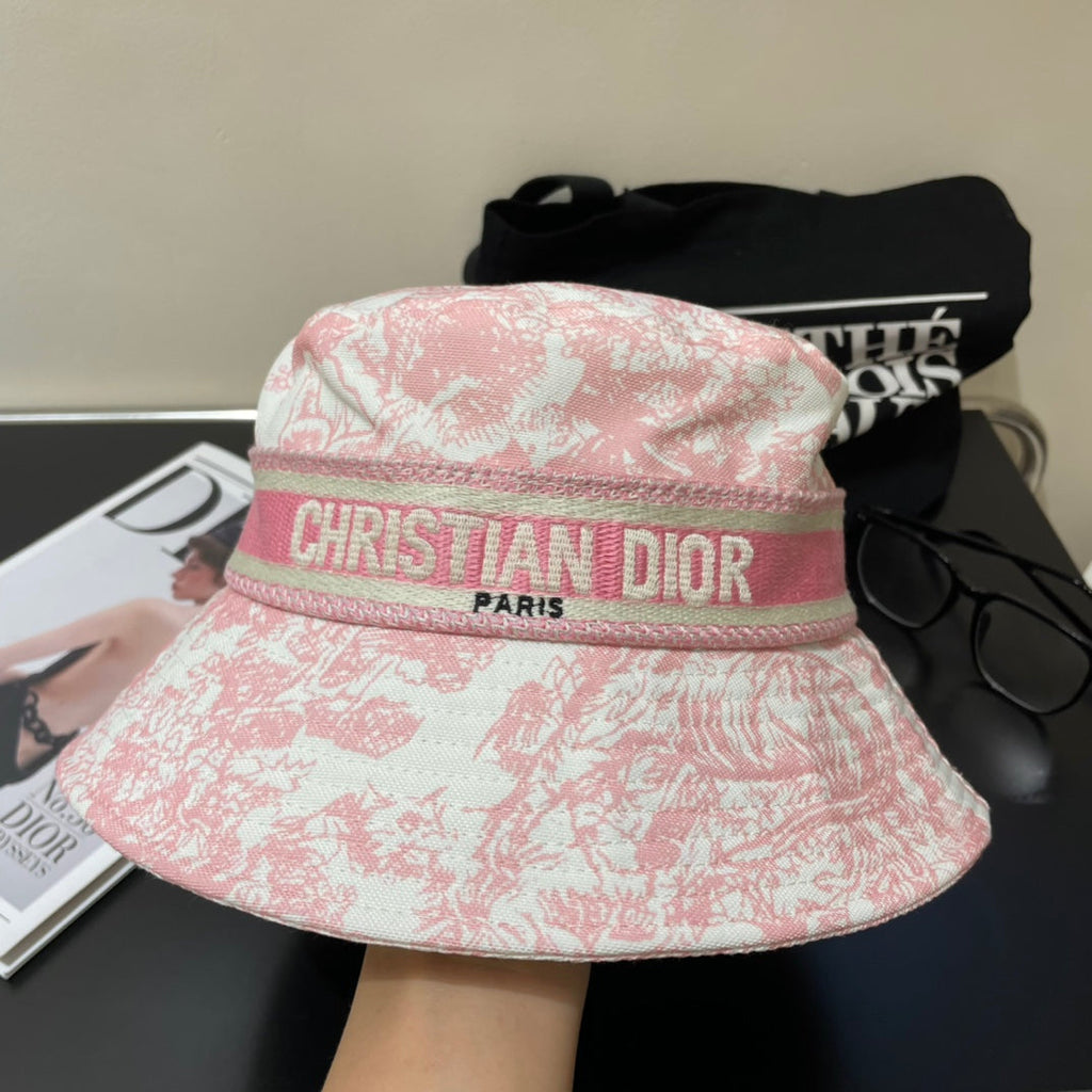 DIOR 26S BUCKET HAT STYLE 29