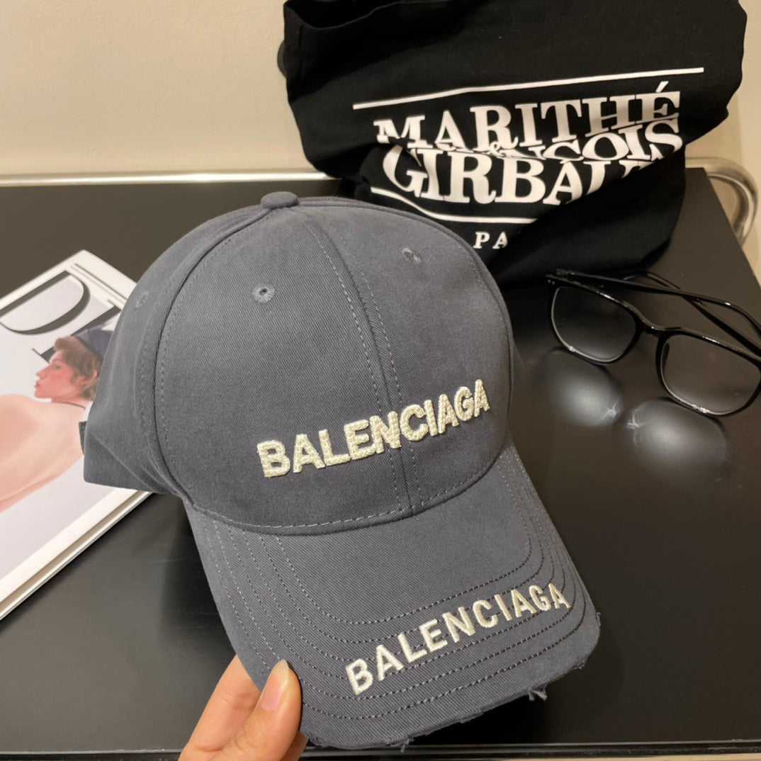 BALENCIAGA 26S BASEBALL CAP STYLE 136