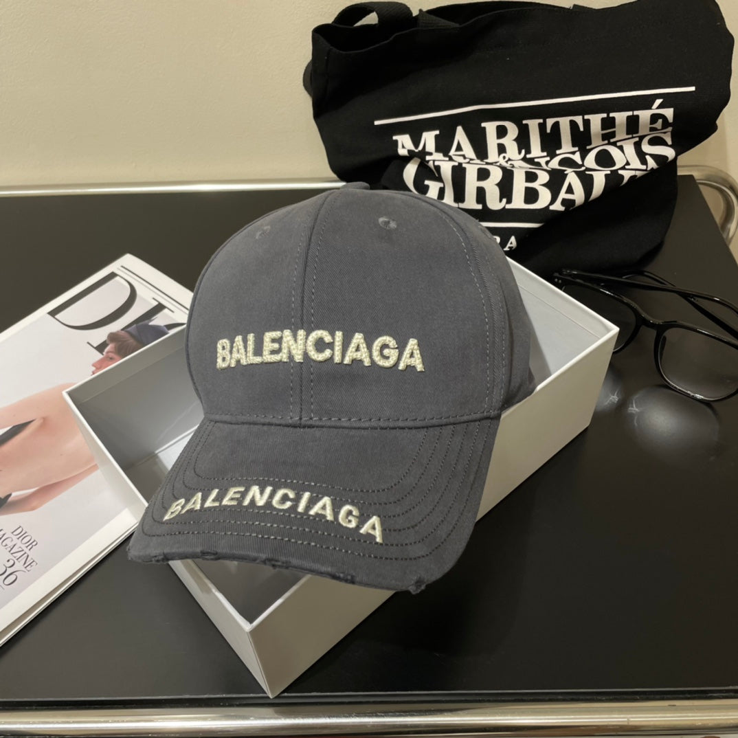 BALENCIAGA 26S BASEBALL CAP STYLE 136