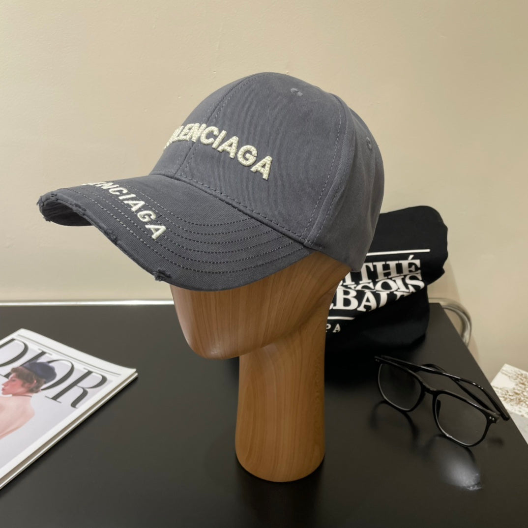 BALENCIAGA 26S BASEBALL CAP STYLE 136