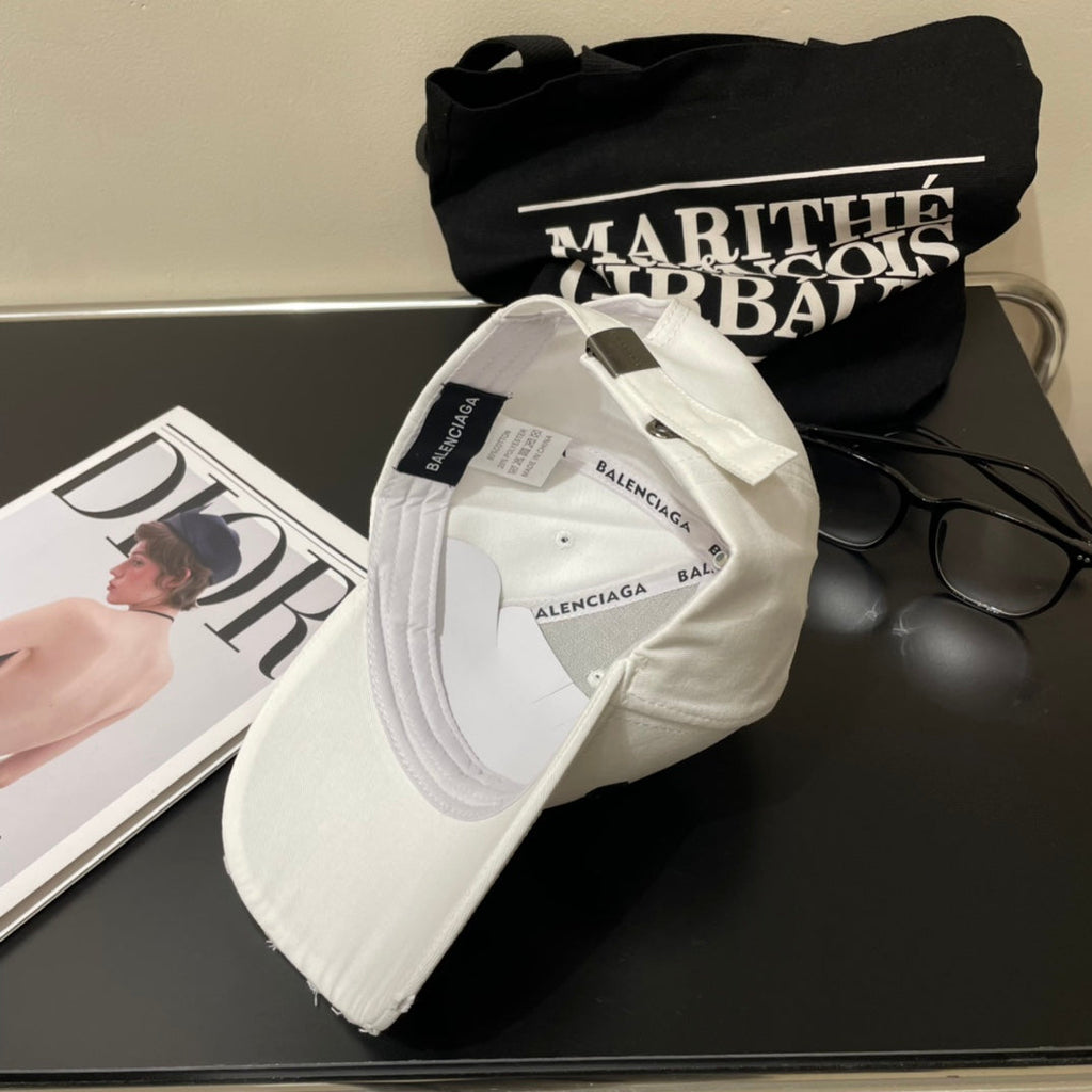 BALENCIAGA 26S BASEBALL CAP STYLE 132