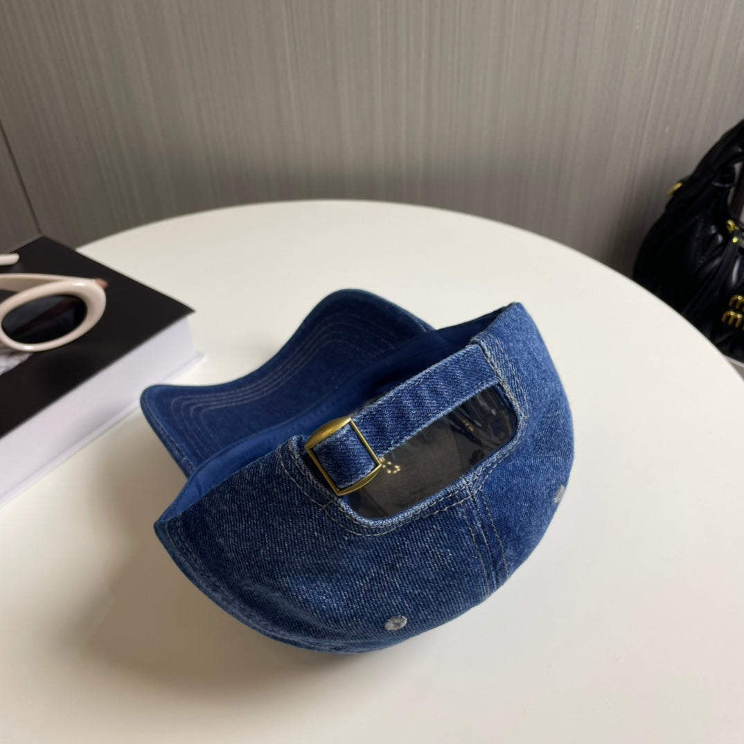 CELINE 26S BASEBALL CAP STYLE 97