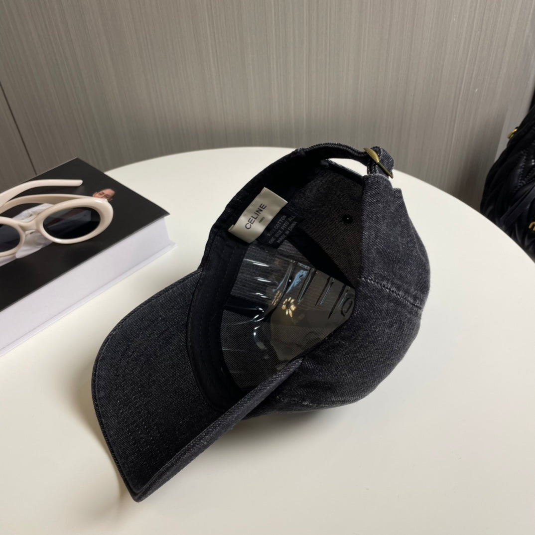 CELINE 26S BASEBALL CAP STYLE 96