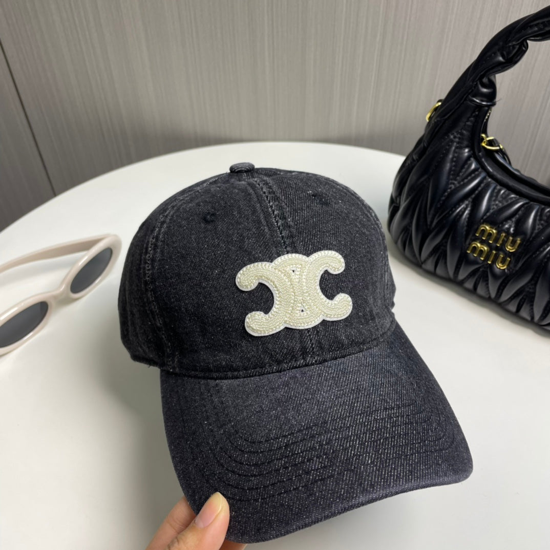 CELINE 26S BASEBALL CAP STYLE 72