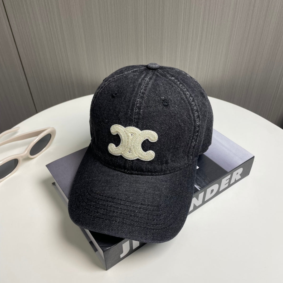 CELINE 26S BASEBALL CAP STYLE 72