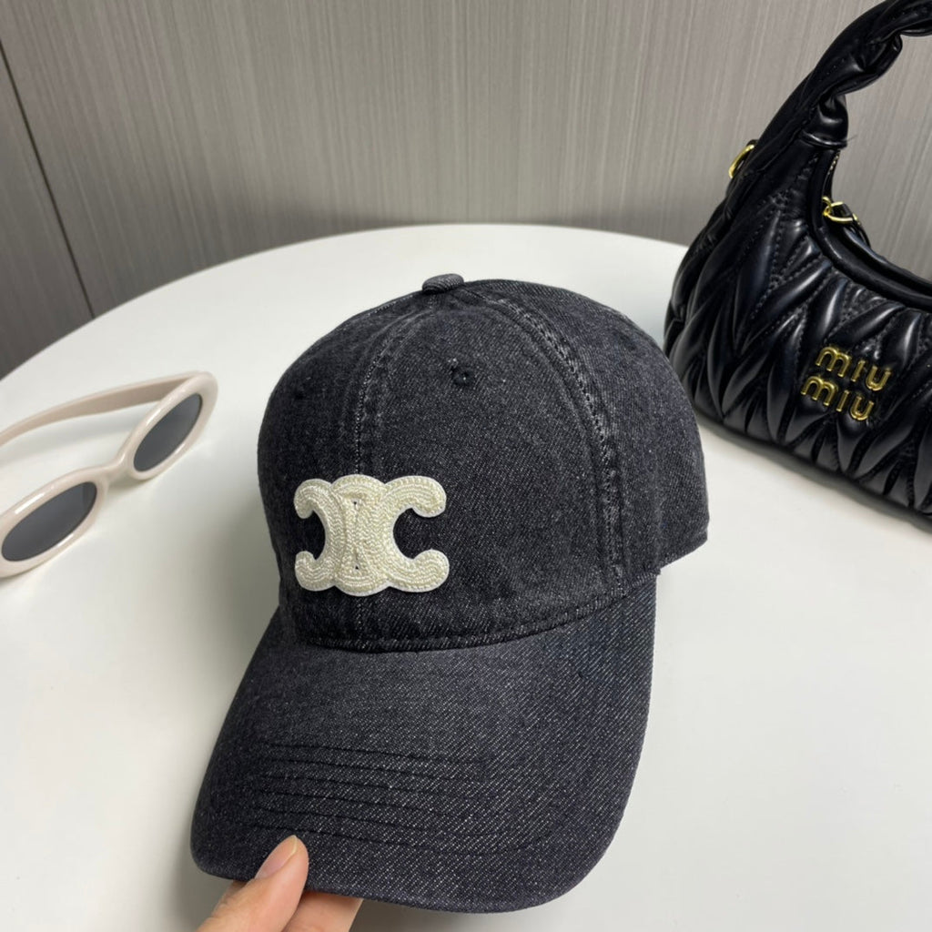CELINE 26S BASEBALL CAP STYLE 72