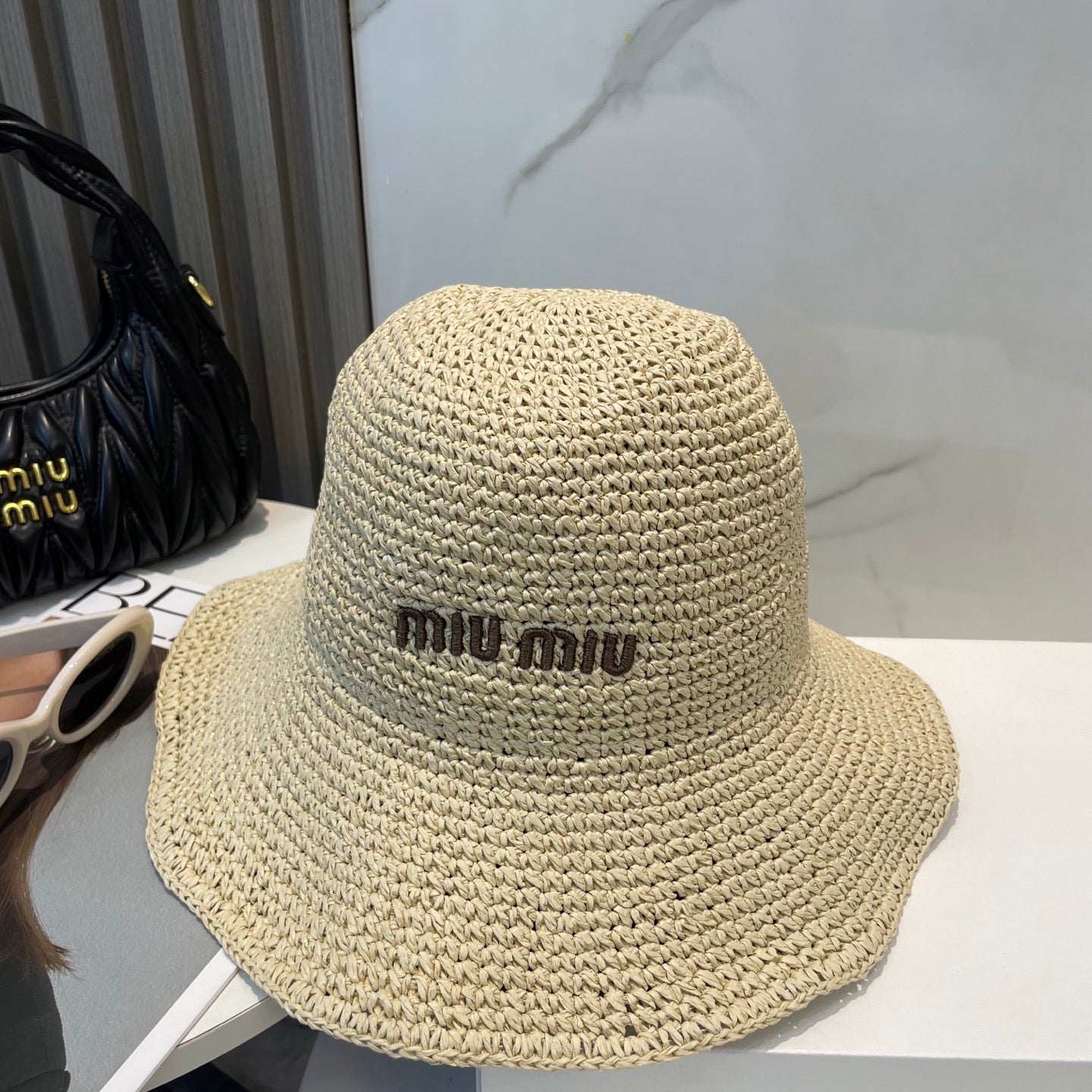 MIUMIU 26S WOVEN BUCKET HAT 339649