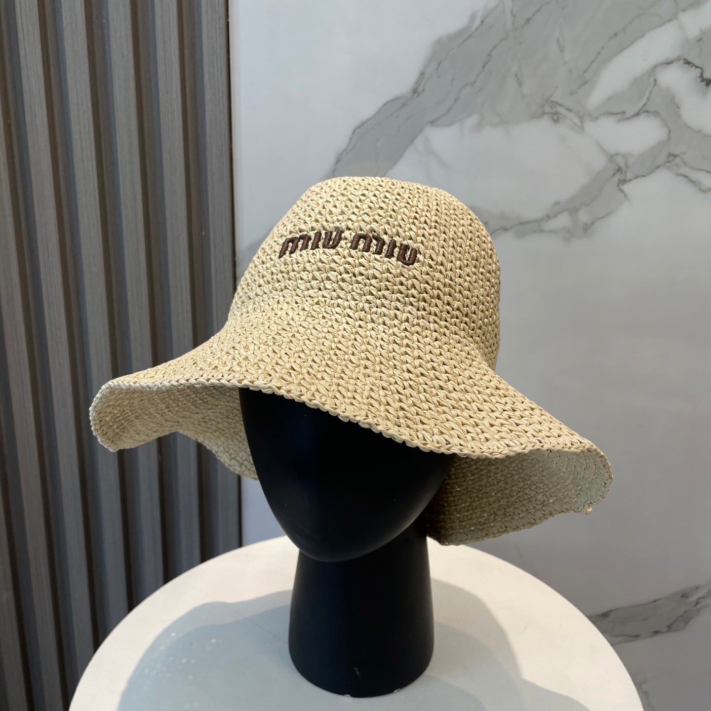 MIUMIU 26S WOVEN BUCKET HAT 339649