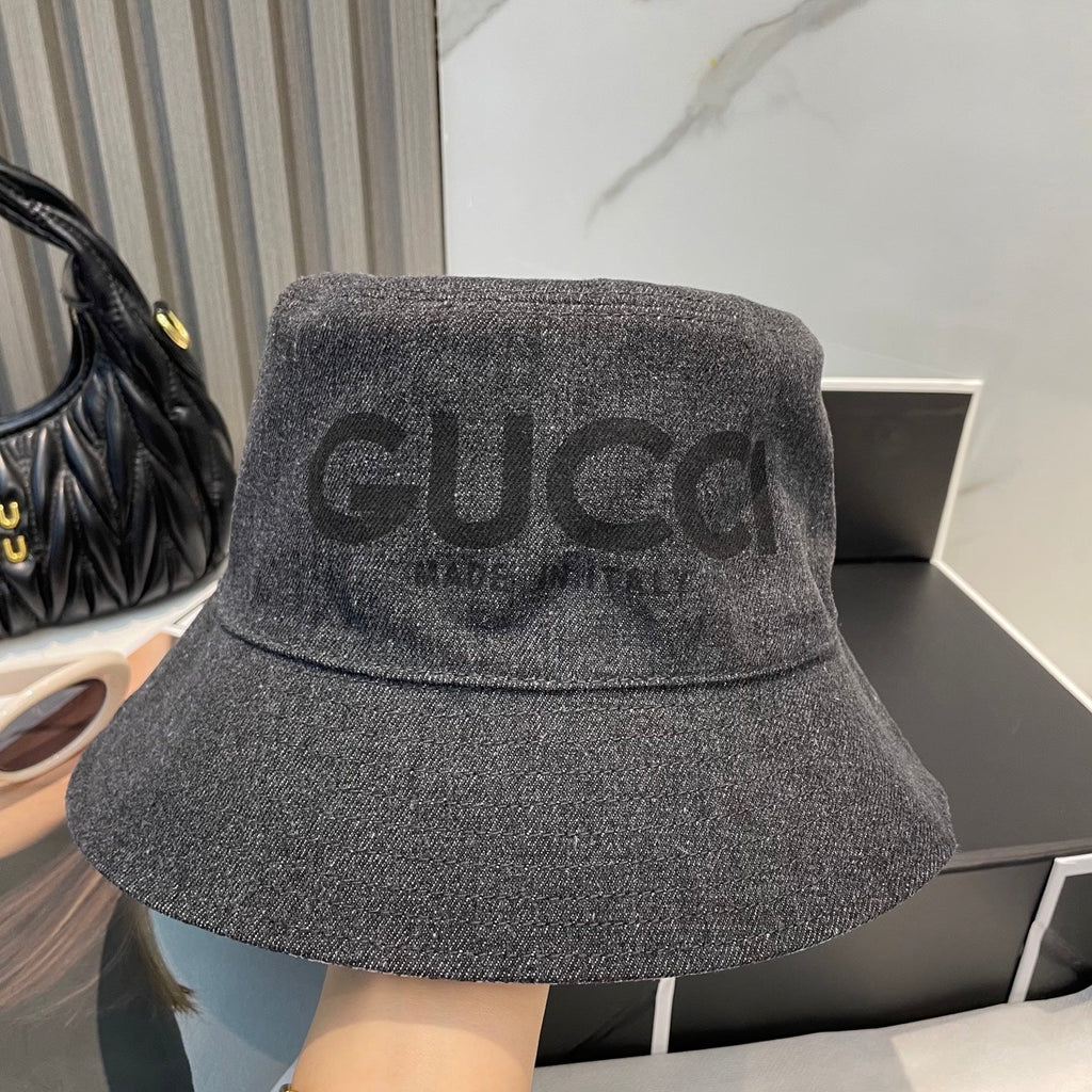 GUCCI 26S REVERSIBLE BUCKET HAT STYLE 14