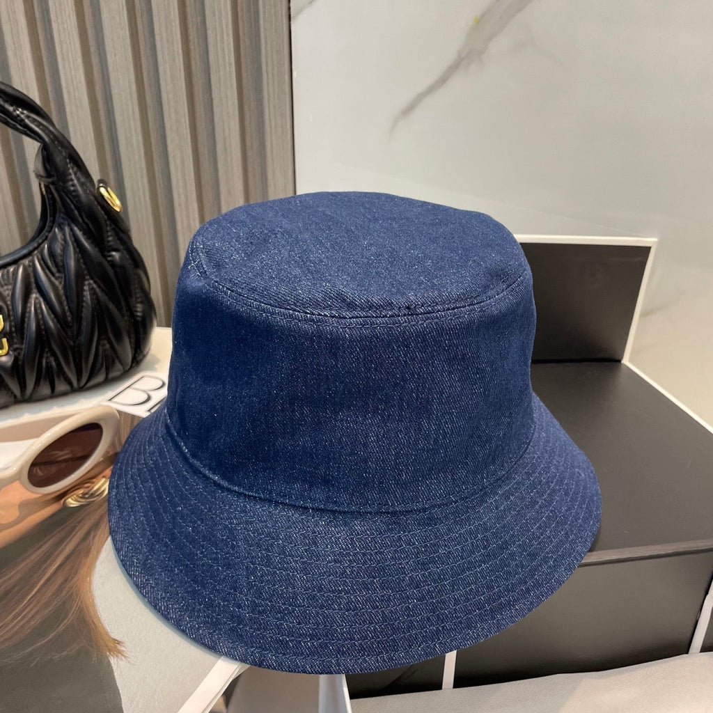 GUCCI 26S REVERSIBLE BUCKET HAT STYLE 12