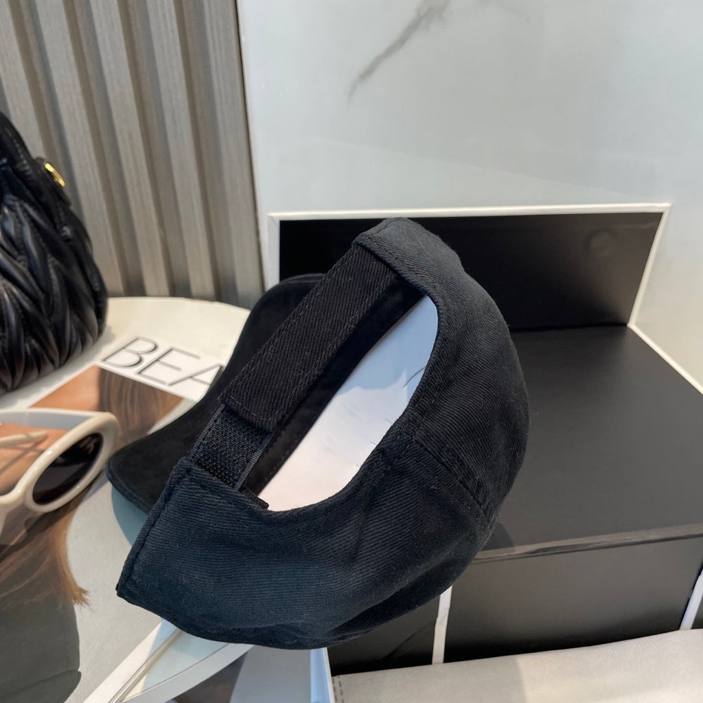 MIUMIU BASEBALL CAP STYLE 37
