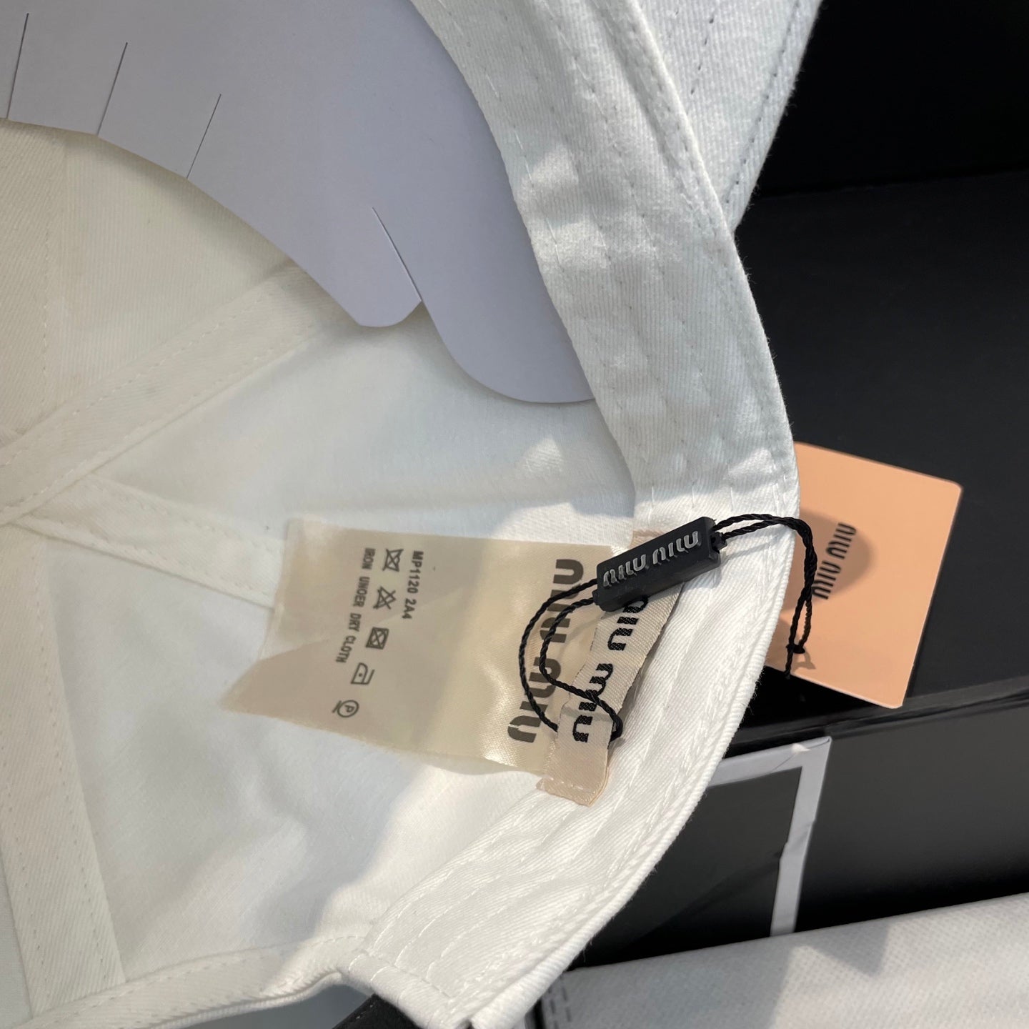 MIUMIU BASEBALL CAP IN WHITE FABRIC BRAND EMBROIDERY