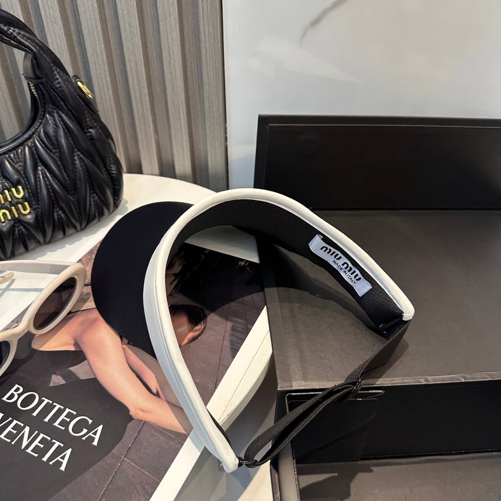 MIUMIU SPORT VISOR CAP IN BLACK MIX WHITE FABRIC