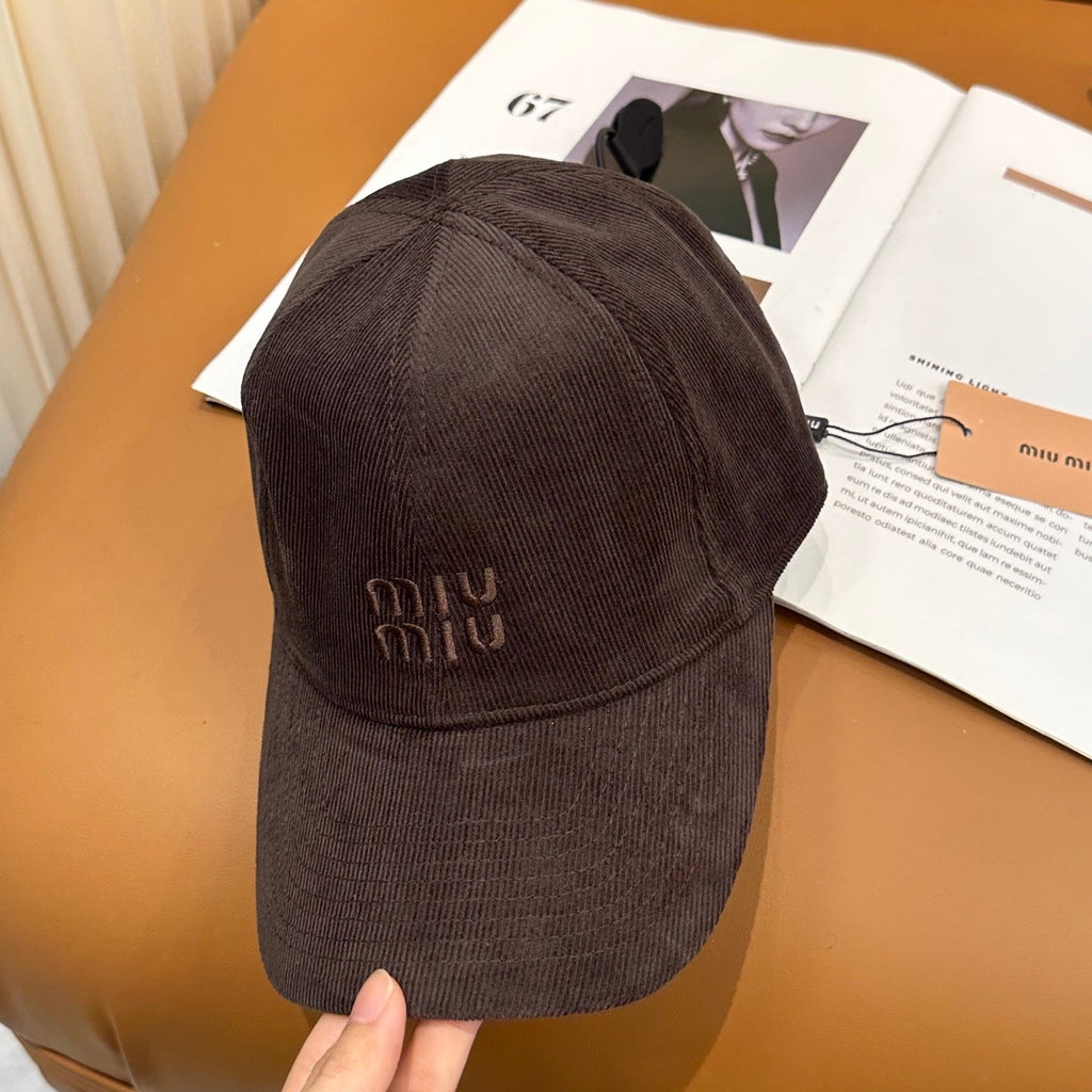 MIUMIU VELVET BASEBALL CAP STYLE 59