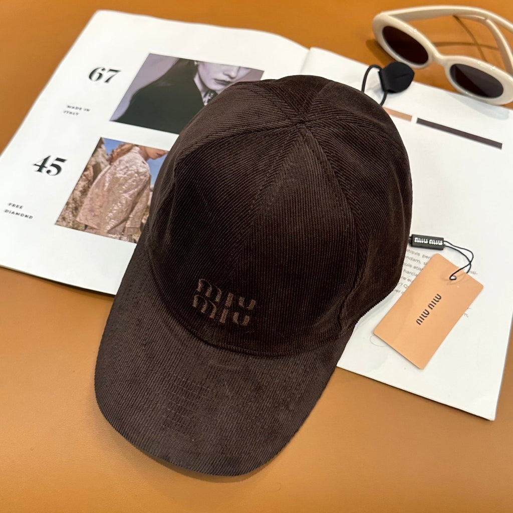 MIUMIU VELVET BASEBALL CAP STYLE 59