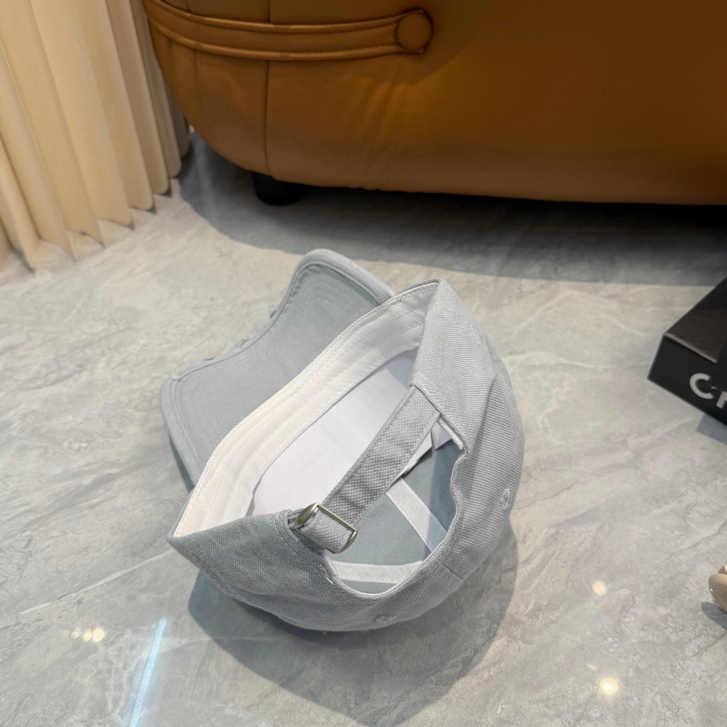 MIUMIU 26S CRYSTAL BASEBALL CAP 345239