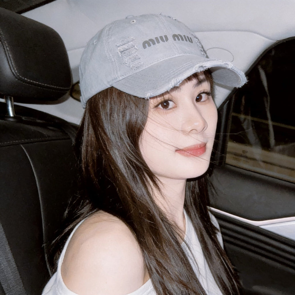 MIUMIU 26S CRYSTAL BASEBALL CAP 345239