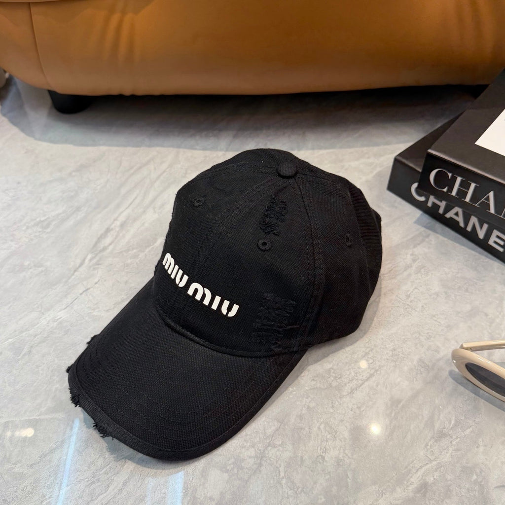 MIUMIU 26S CRYSTAL BASEBALL CAP 345241