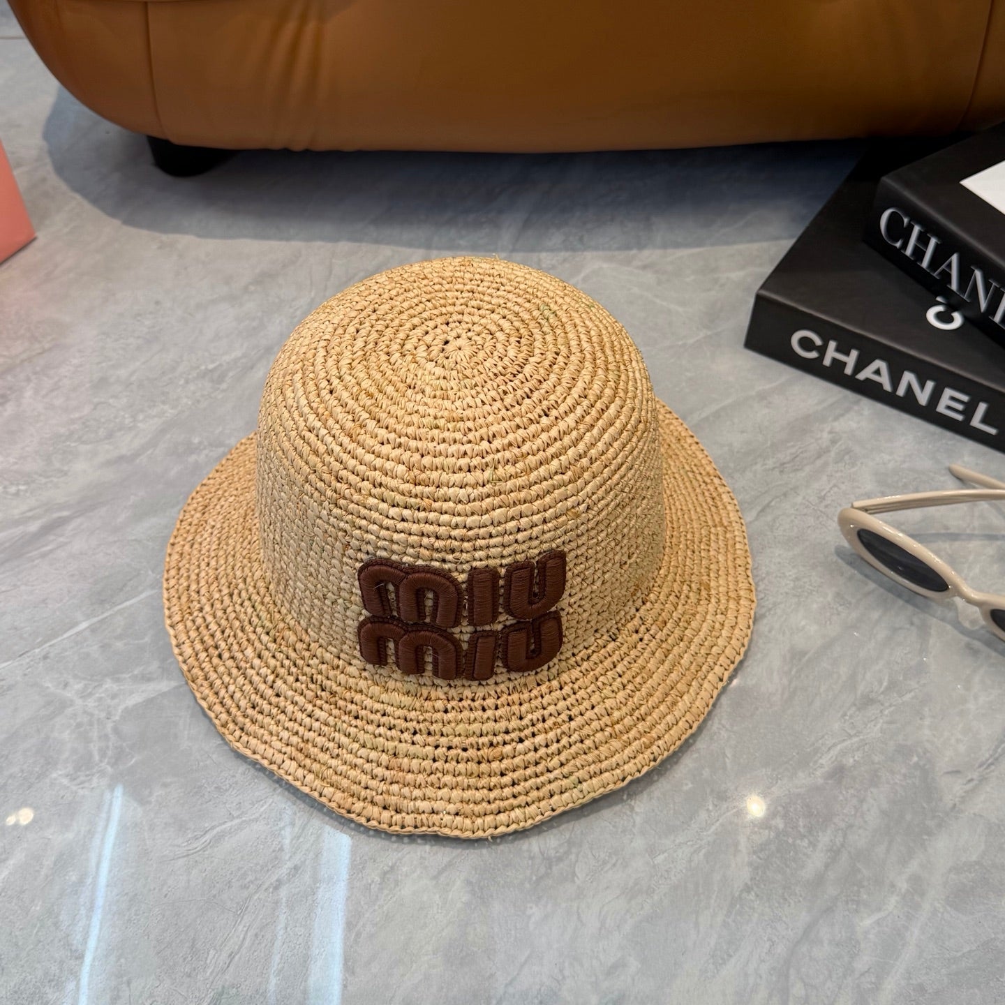 MIUMIU 26S STRAW BUCKET HAT 340667