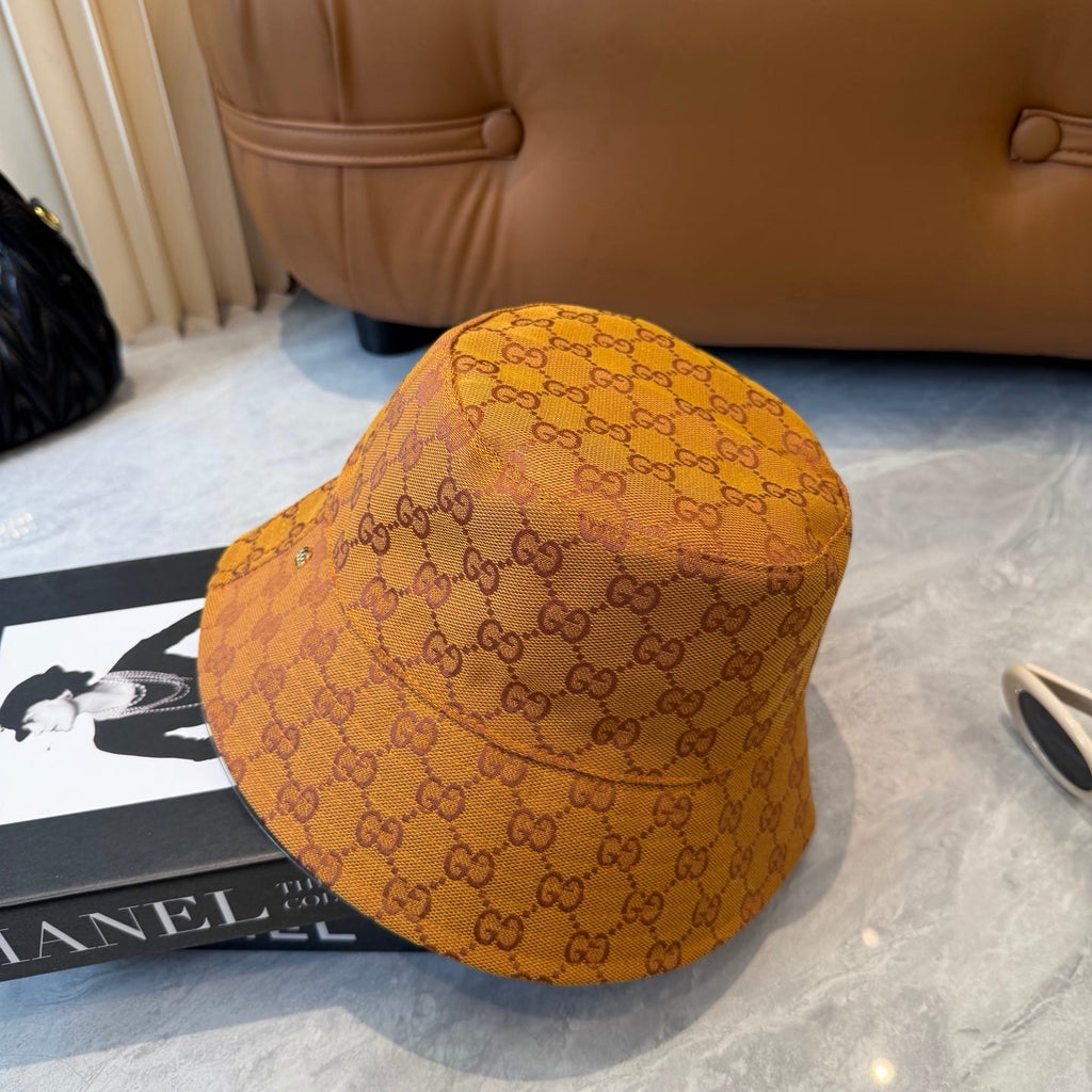 GUCCI 26S REVERSIBLE BUCKET HAT STYLE 1