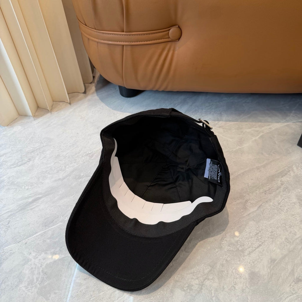CELINE 26S BASEBALL CAP STYLE 209
