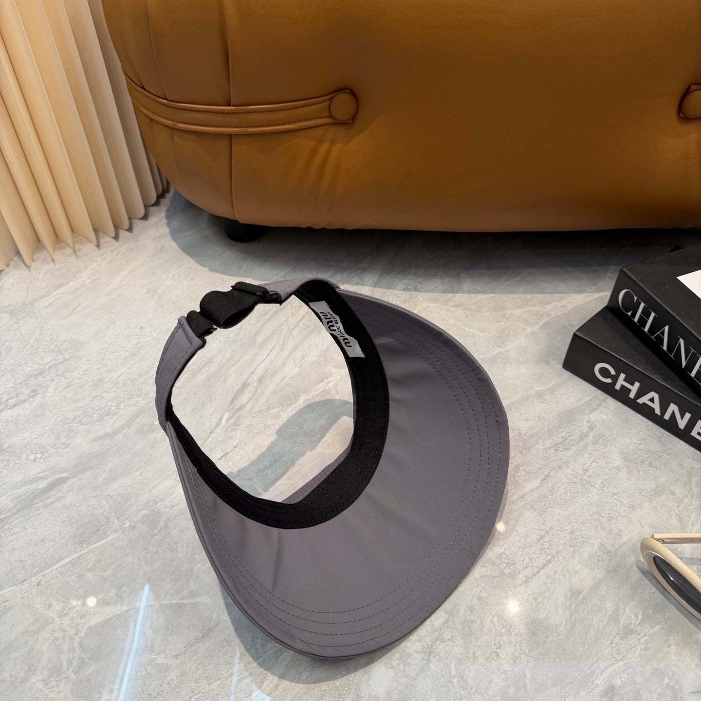 MIUMIU 26S CLASSIC SUN VISOR 332840