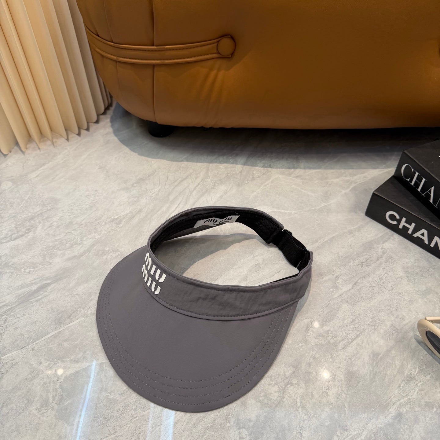 MIUMIU 26S CLASSIC SUN VISOR 332840