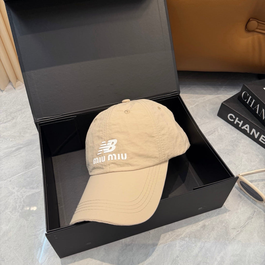 MIUMIU 26S BASEBALL CAP 342424