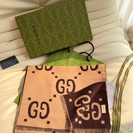 GUCCI 26S SCARF IN CASHMERE 511122