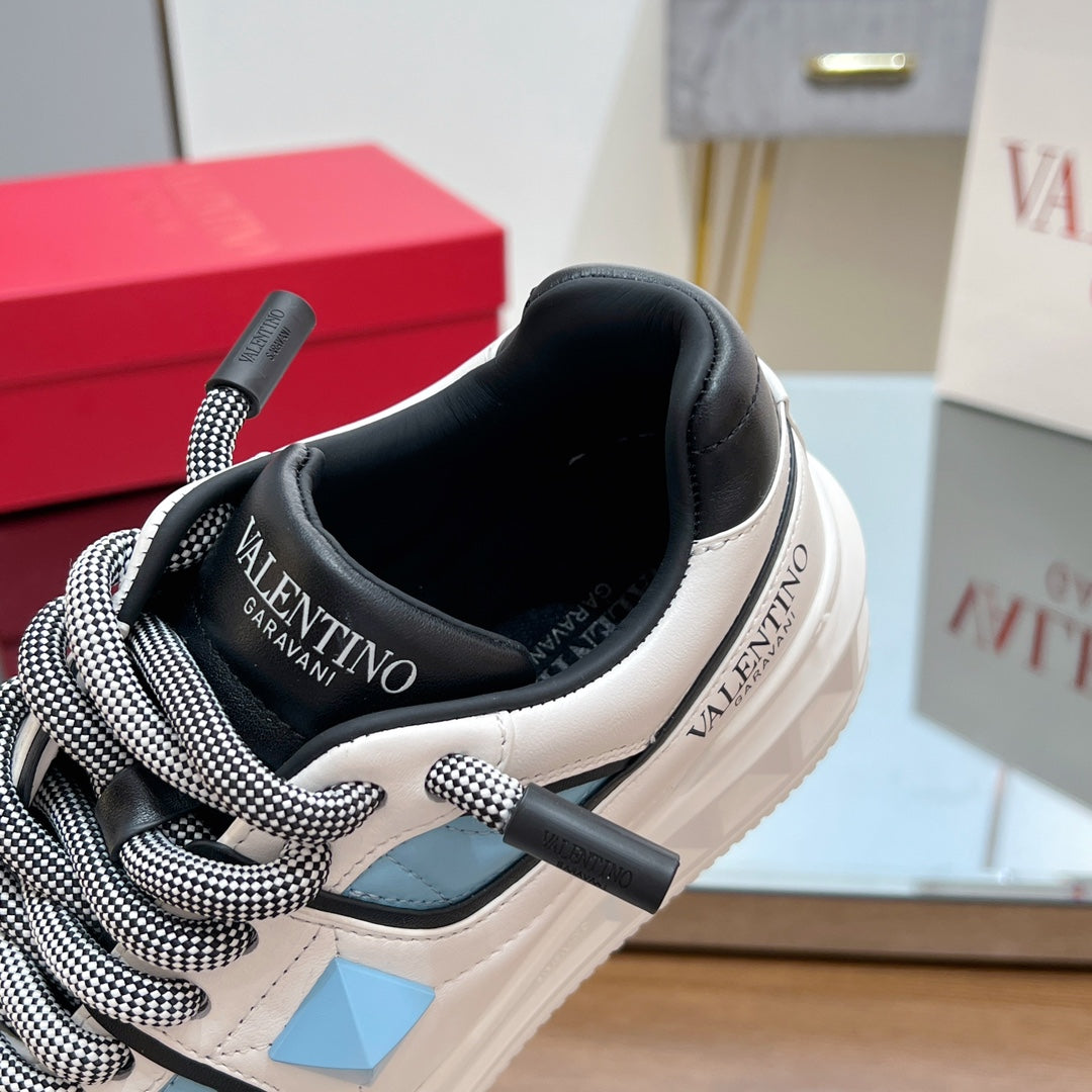 VALENTINO 25S GARAVANI ONE STUD XL PLATFORM SNEAKERS IN WHITE MIX BLUE LAMBSKIN STYLE 6
