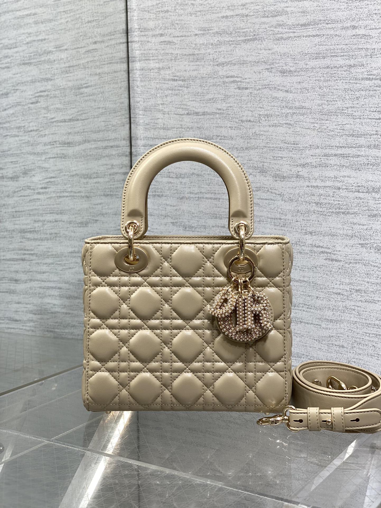 DIOR 25S LADY DIOR BAG 20 IN SAND BEIGE CALFSKIN CHARM PEARL EMBELLISHMENTS