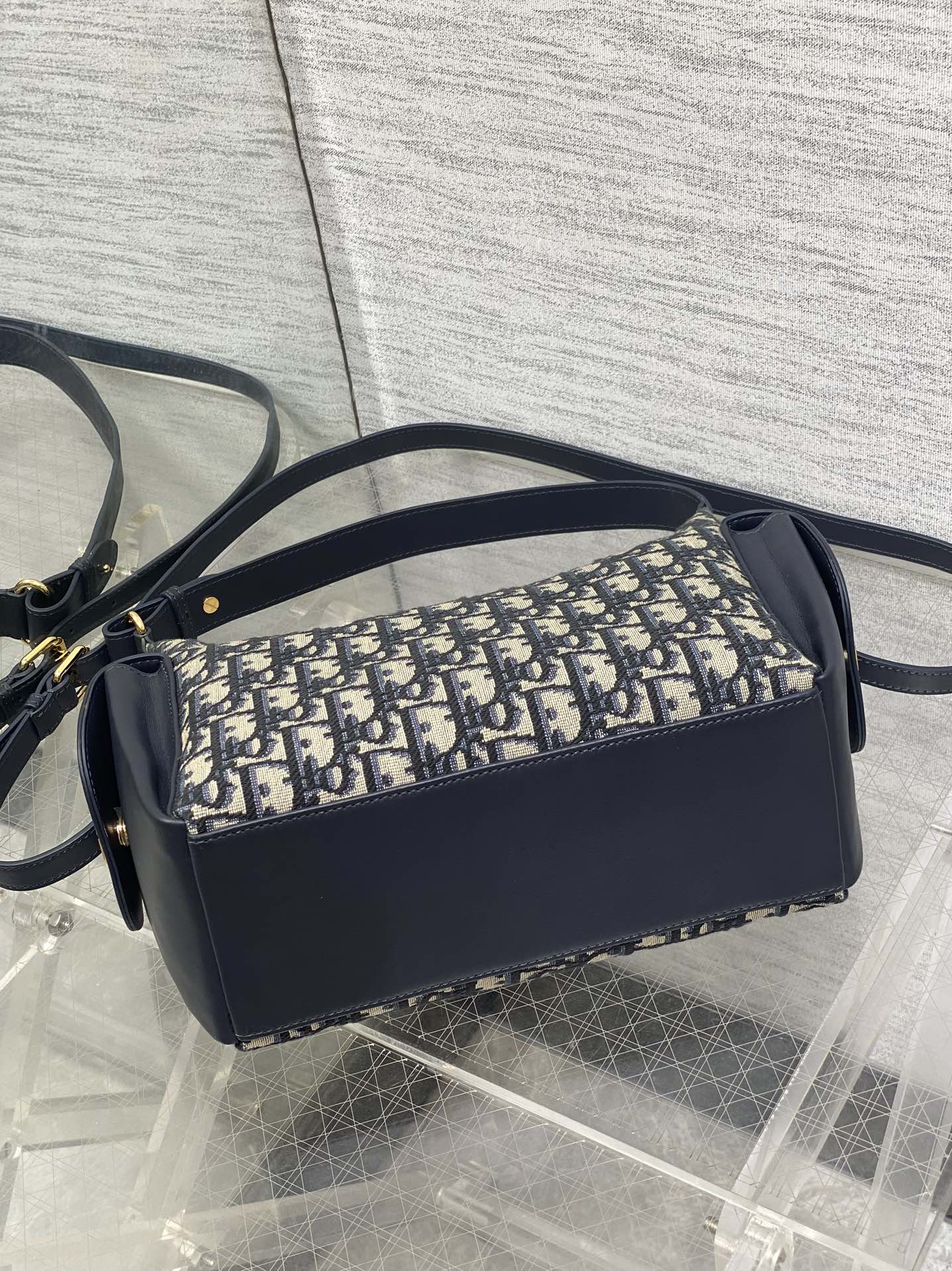 DIOR 25S MEDIUM D-DREAM BAG 24 IN BLUE DIOR OBLIQUE JACQUARD AND SMOOTH CALFSKIN