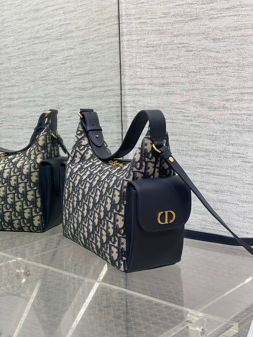 DIOR 25S MEDIUM D-DREAM BAG 24 IN BLUE DIOR OBLIQUE JACQUARD AND SMOOTH CALFSKIN