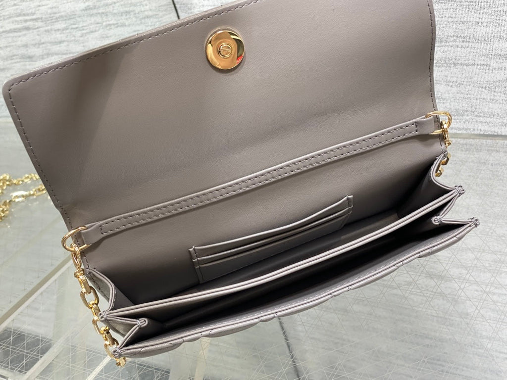 DIOR 25S DIOR TALK PHONE POUCH 21 IN DIRTY LILAC CANNAGE LAMBSKIN GOLD HARDWARE