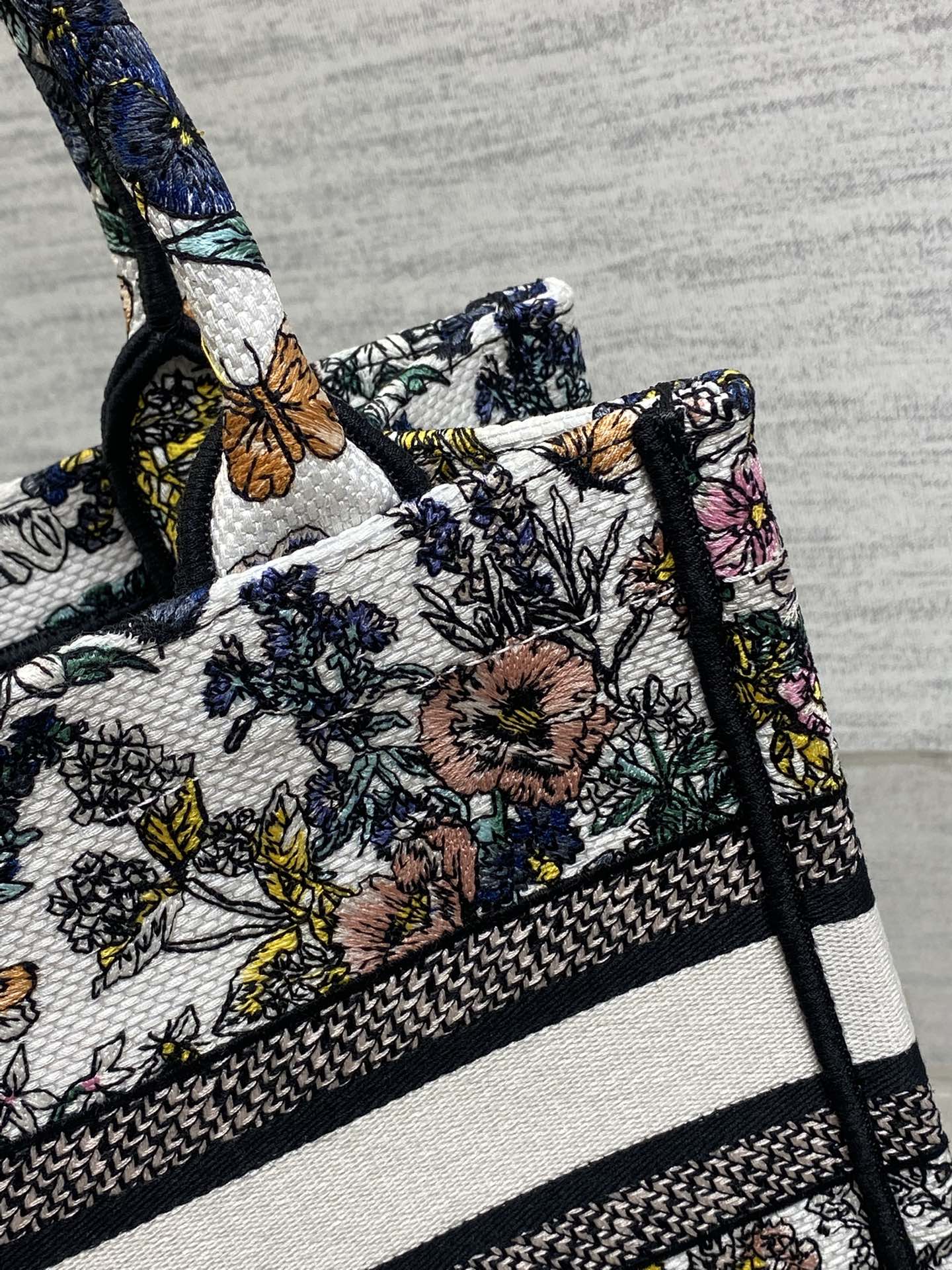 DIOR 25S LUCKY SMALL DIOR BOOK TOTE 26 IN MULTICOLOR DIOR FLOWERS CALENDAR ALLOVER EMBROIDERY