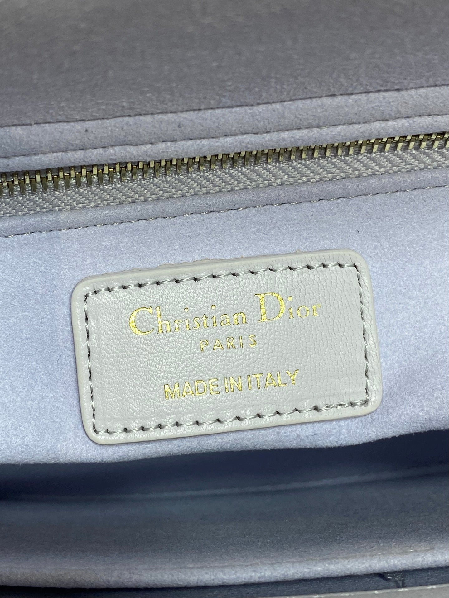 DIOR 25S LADY DIOR BAG 20 IN LILAC CANNAGE CALFSKIN GOLD HARDWARE