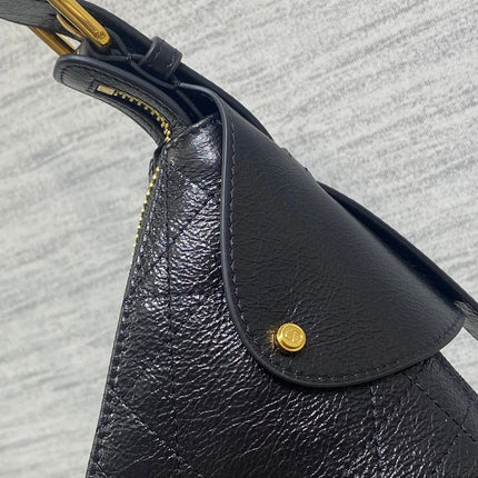 DIOR 25S VOYAGE BAG 34 IN BLACK FLAT MACROCANNAGE GRAINED GLOSSY CALFSKIN