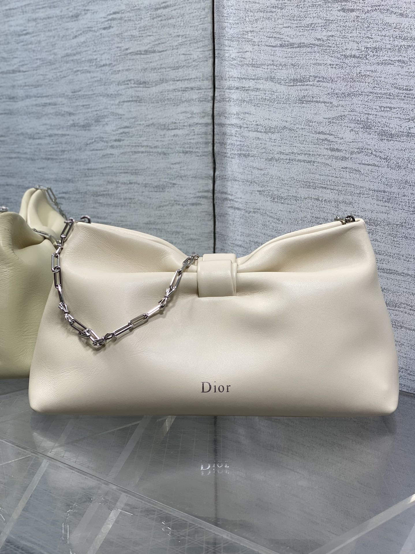 DIOR 26S BOW BAG 30 IN WHITE LAMBSKIN