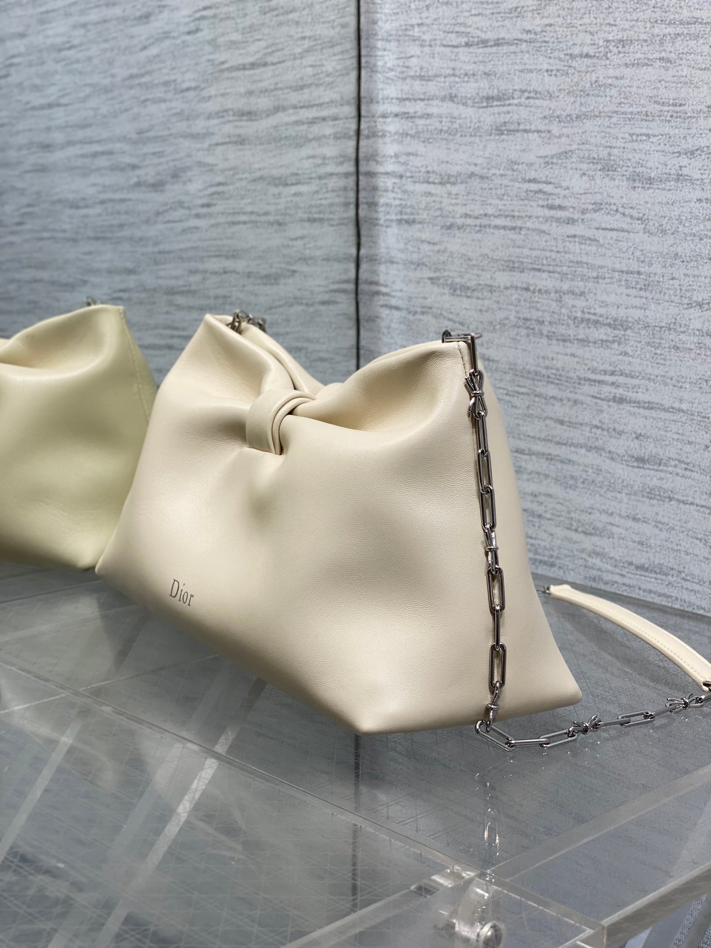 DIOR 26S BOW BAG 30 IN WHITE LAMBSKIN