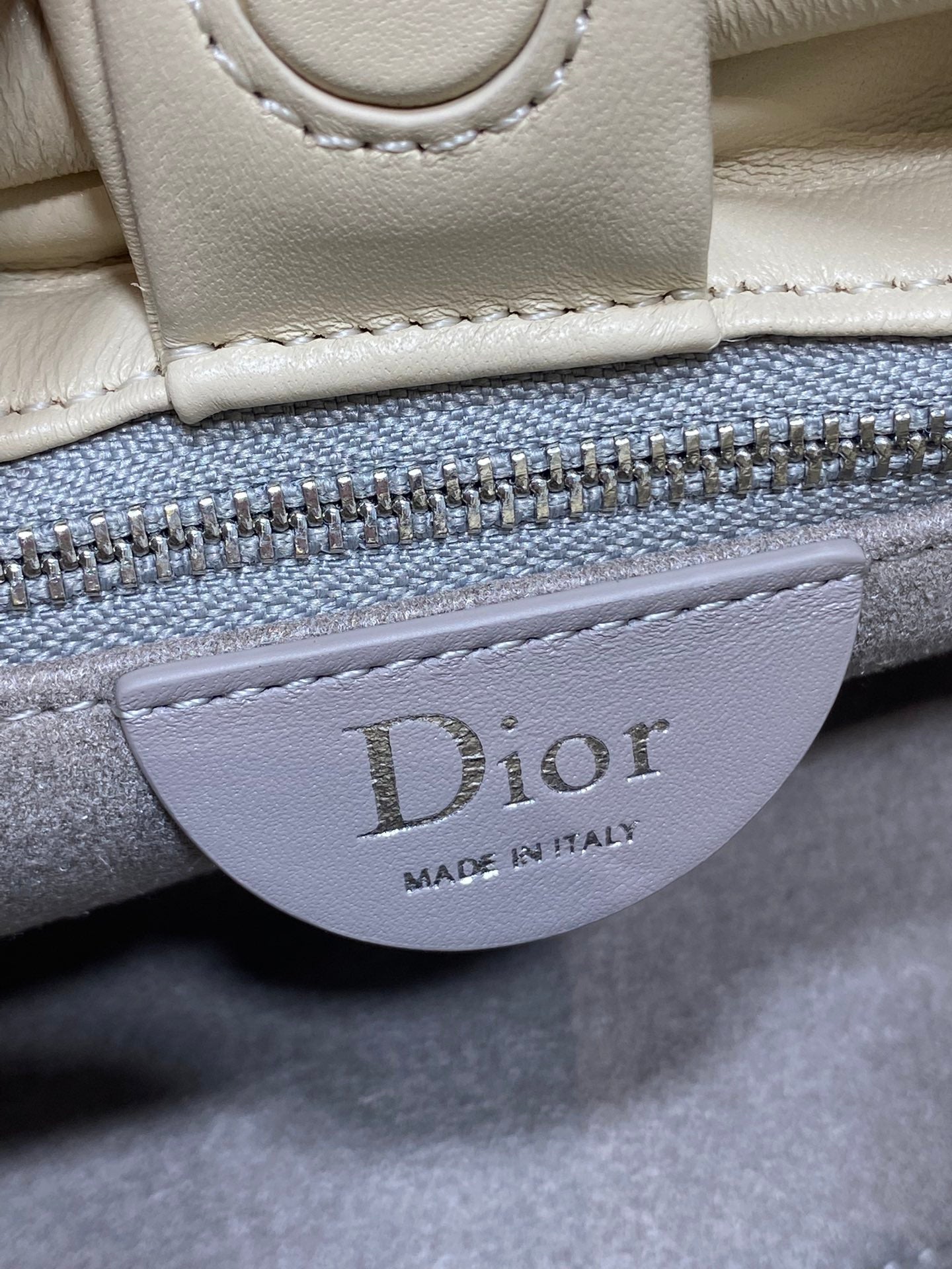 DIOR 26S BOW BAG 26 IN WHITE LAMBSKIN