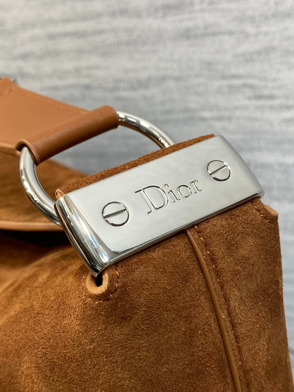 DIOR 26S MEDIUM BAG 31 IN LIGHT BROWN SUEDE